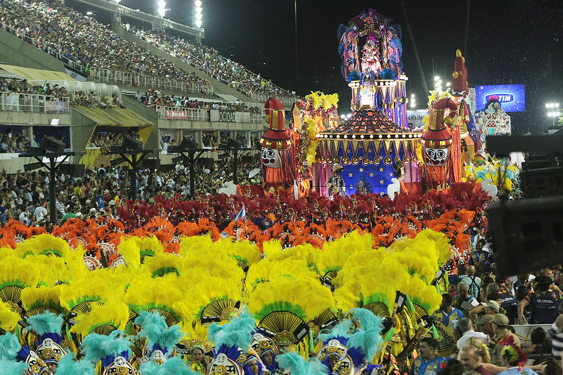 Especialistas analisam transformaes das escolas de samba nas ltimas dcadas