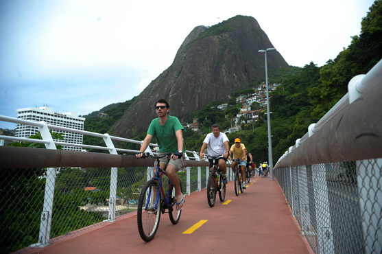 Código de Trânsito Brasileiro pode ter capítulo destinado aos ciclistas