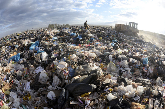 Cerca de trs mil lixes ainda so um grande problema ambiental do Brasil