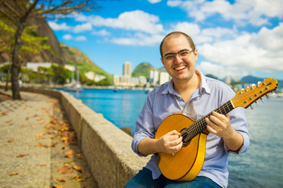 Luis Barcelos  uma das grandes revelaes da msica instrumental