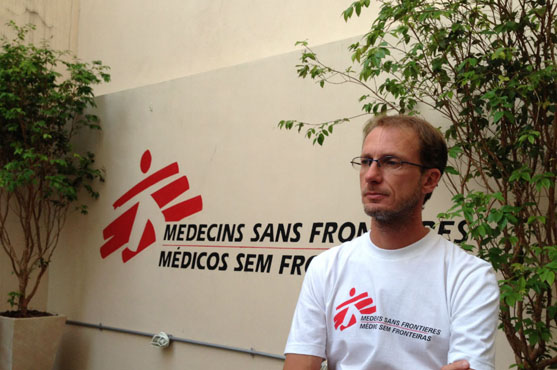 O clínico integrante do Médicos Sem Fronteiras Paulo Reis é o perfil em destaque