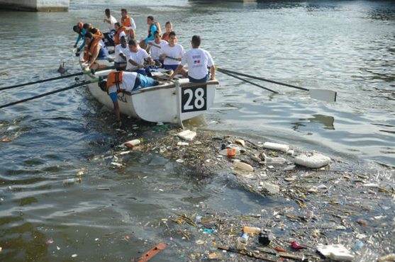 No quesito poluio, limpeza da Baa de Guanabara pode ser bandeira para o Brasil