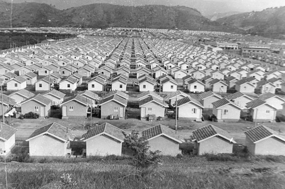 Historiador questiona os motivos da construo da Vila Kennedy