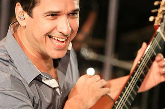 Zé Paulo Becker trocou a faculdade de Comunicação Social pela música